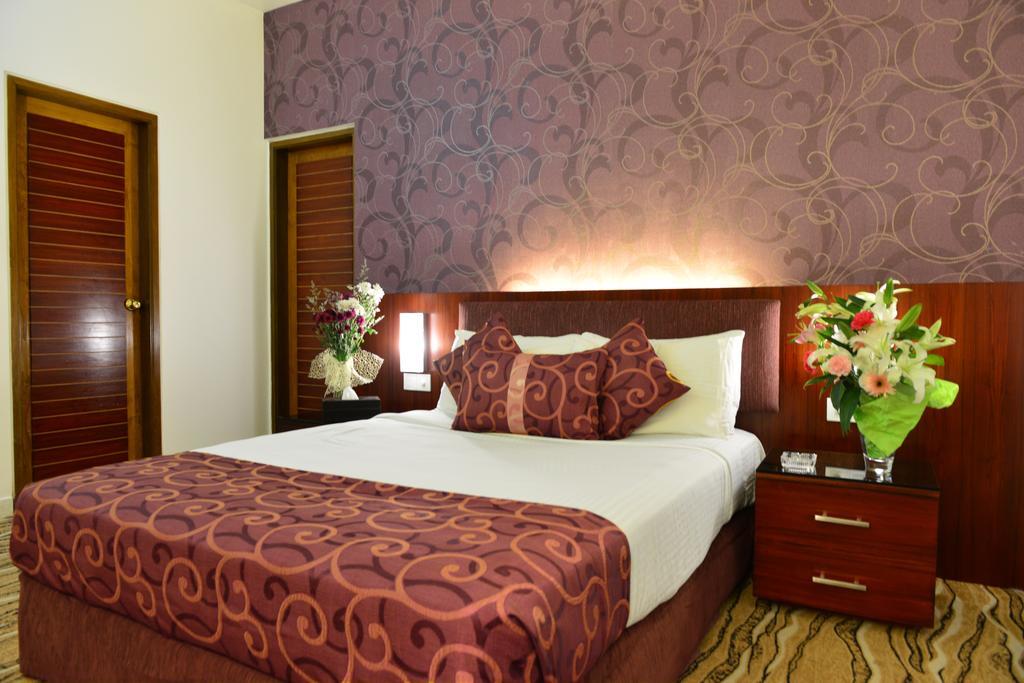 Amazon Lilly Lake View Residence Dhaka Rum bild