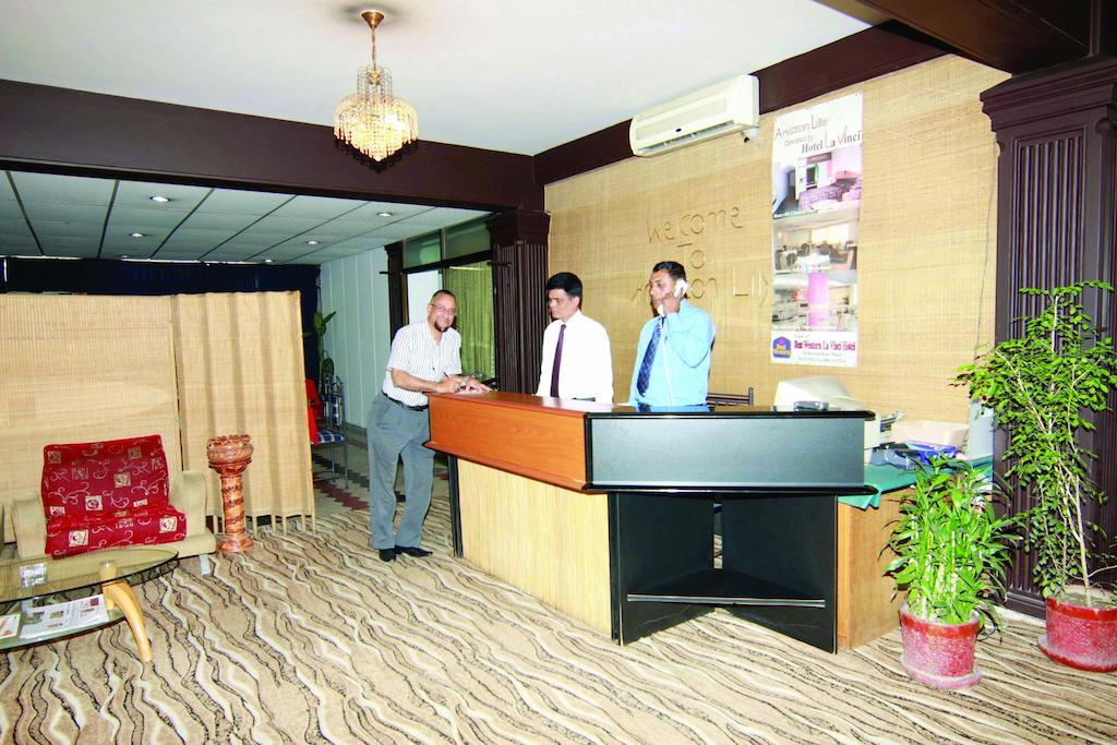 Amazon Lilly Lake View Residence Dhaka Exteriör bild